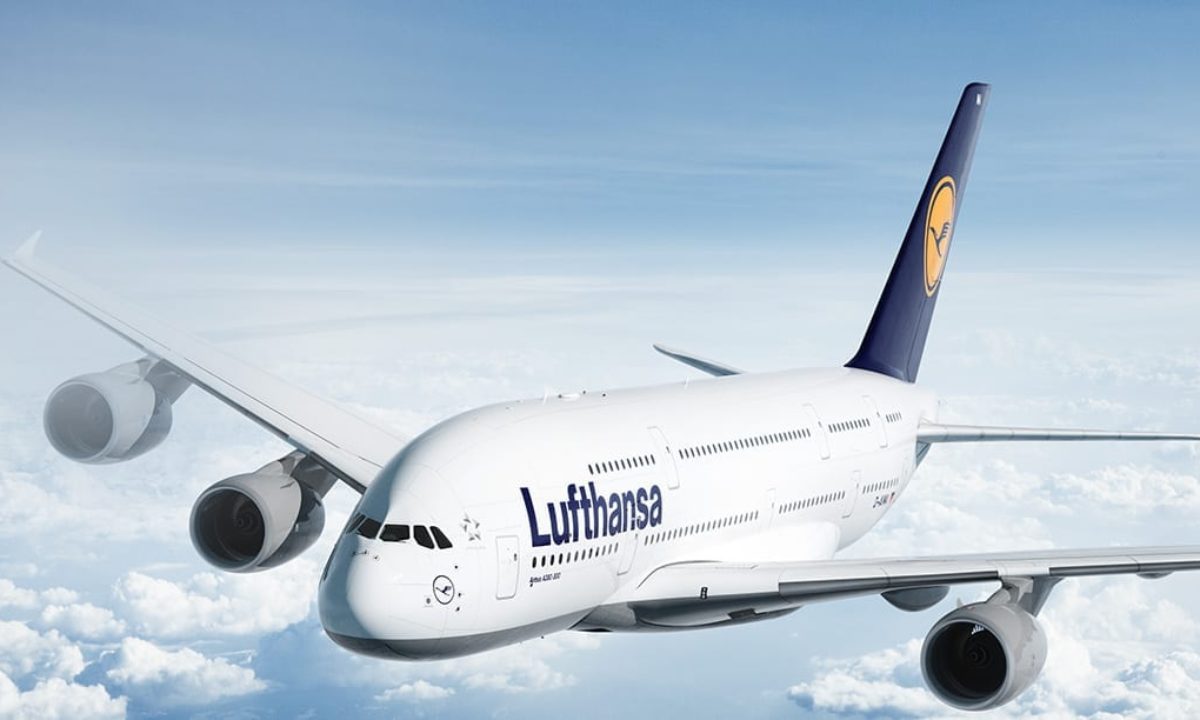 lufthansa lost item on plane