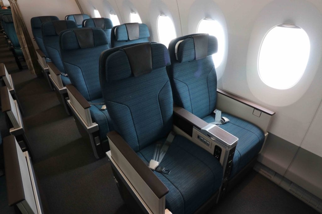 An Inside Look At Cathay Pacific's Airbus A350-1000 Cabins... - God ...